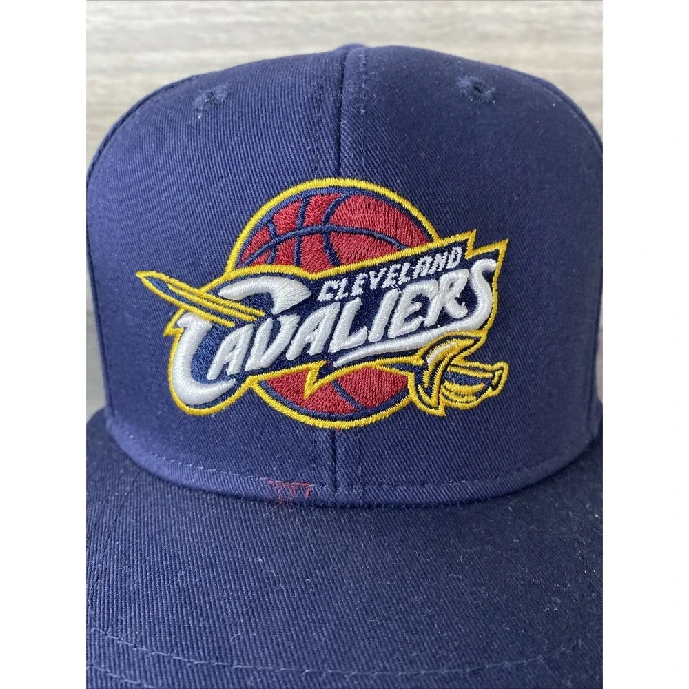 NBA Cleveland Cavaliers Youth Snapback Hat Navy Blue Embroidered Logo‎ OSFM Cap